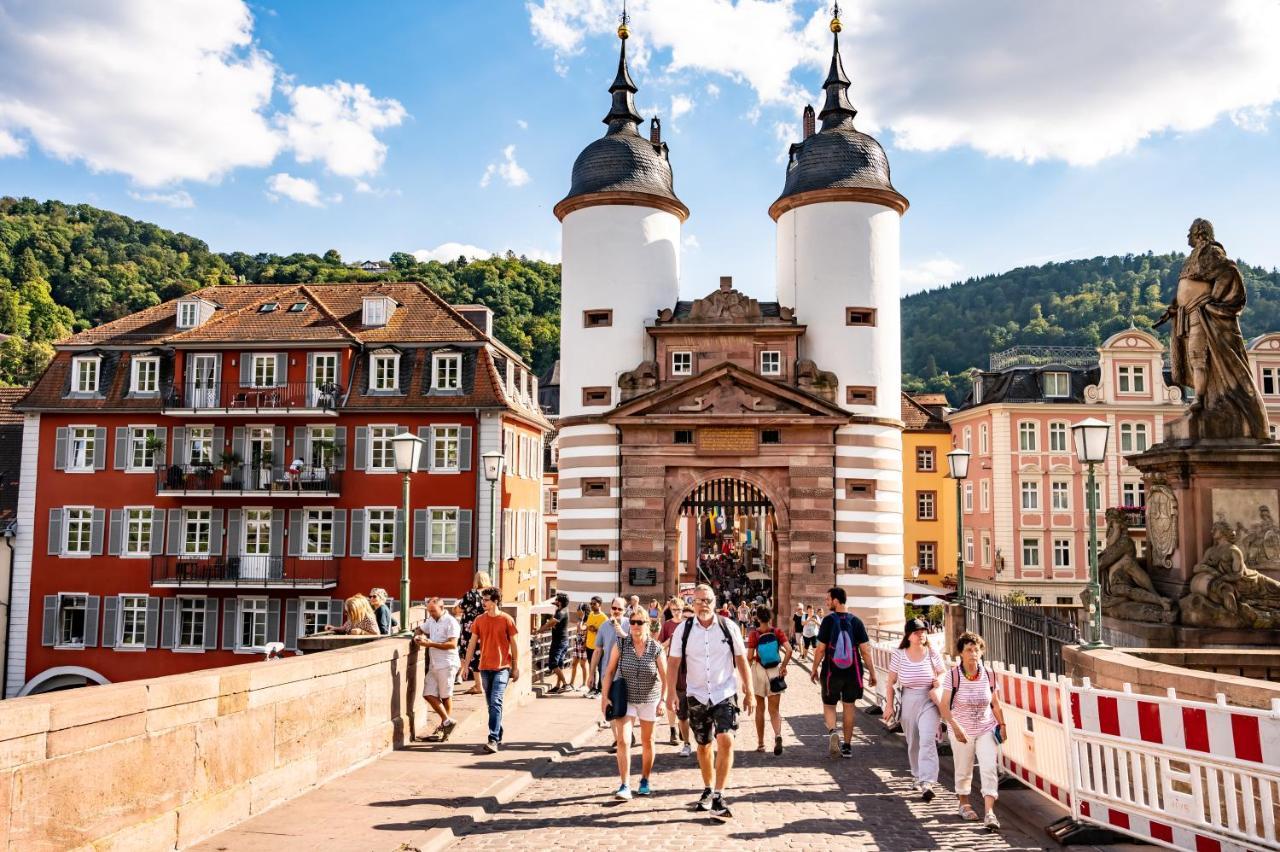 Staycity Aparthotels Heidelberg Exterior foto