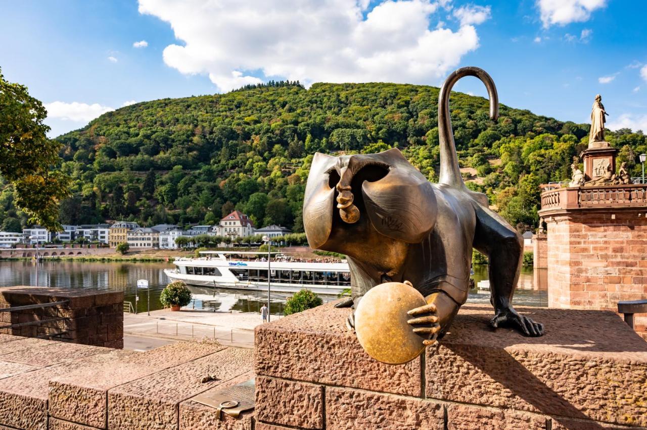 Staycity Aparthotels Heidelberg Exterior foto
