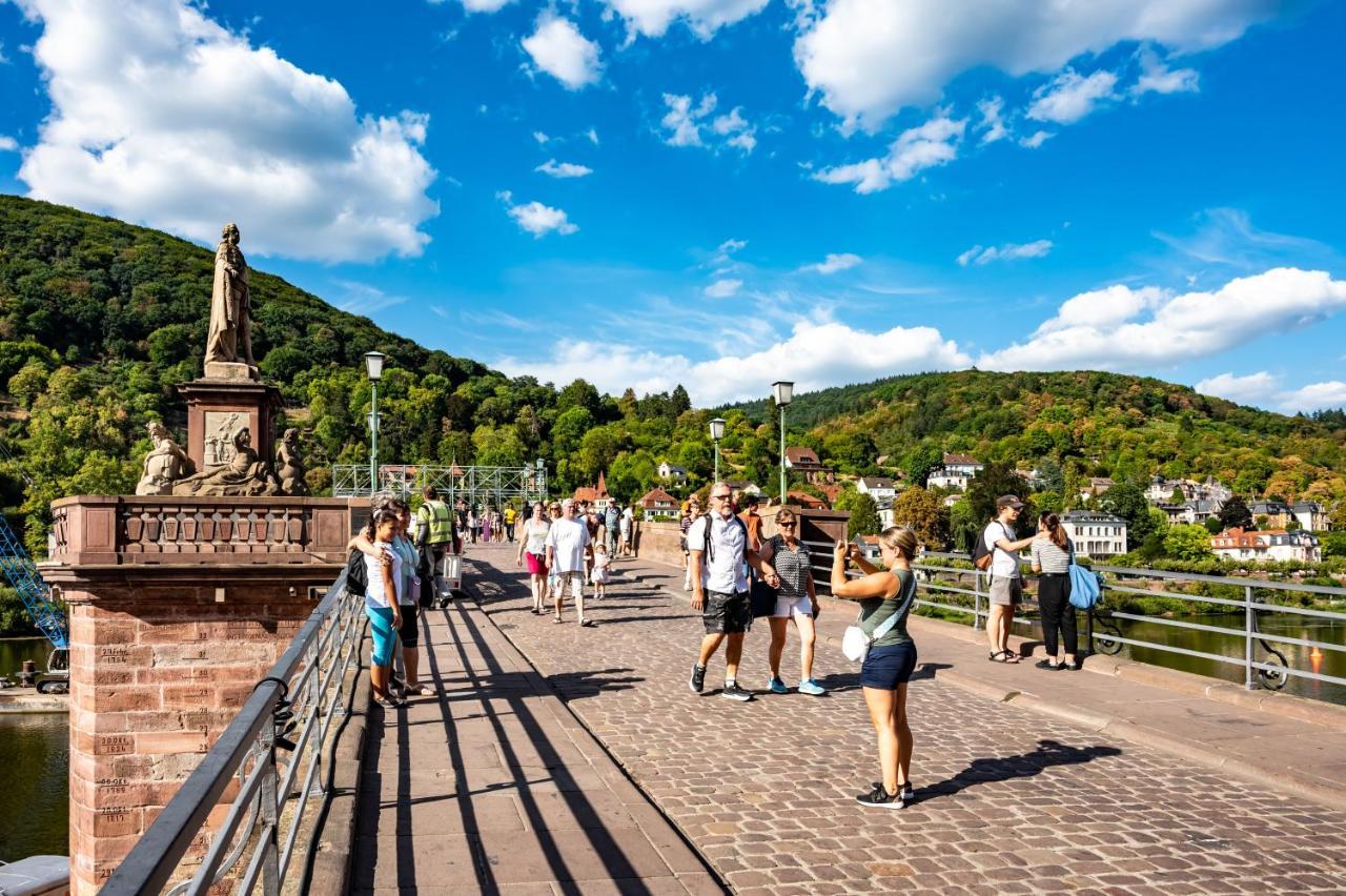 Staycity Aparthotels Heidelberg Exterior foto